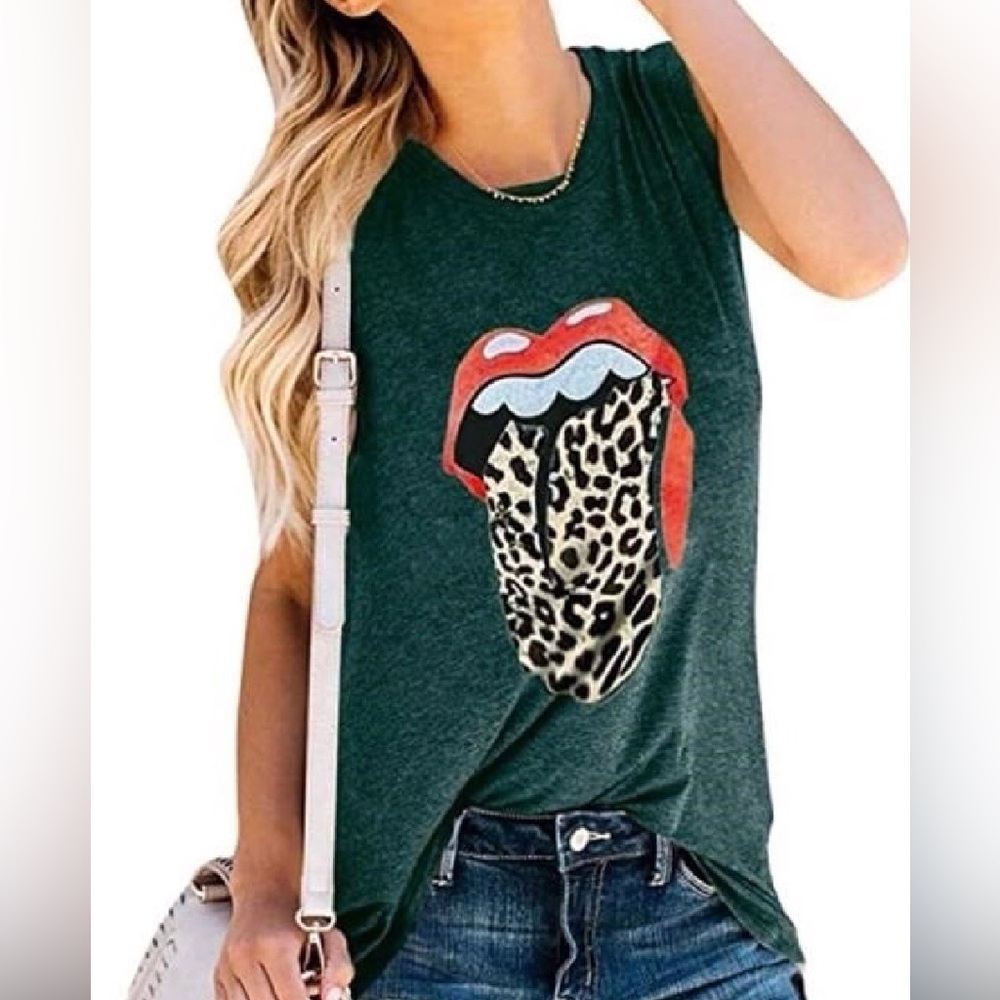 Women Red Lip Leopard Tongue Graphic Print Tank Top